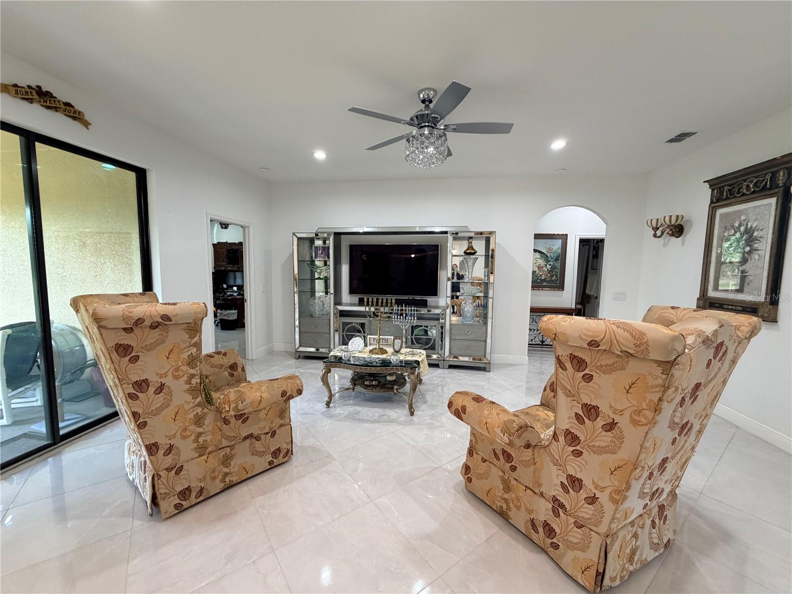 CREEKS XING EAST - Residential