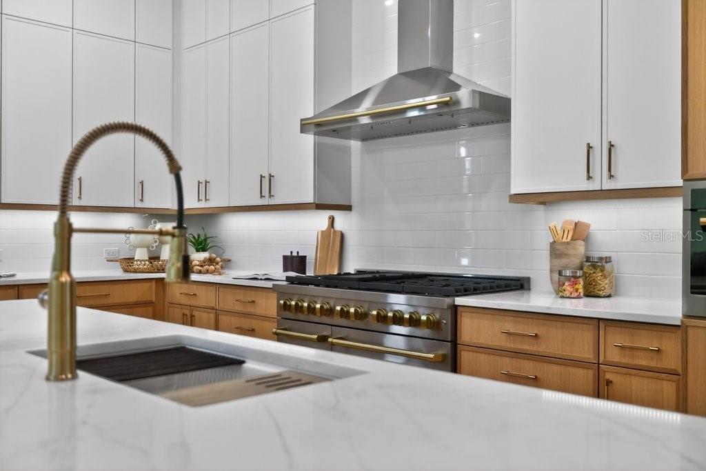 HAMMOCK DUNES - Residential