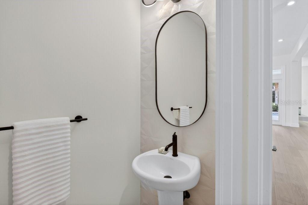 HAMMOCK DUNES - Residential