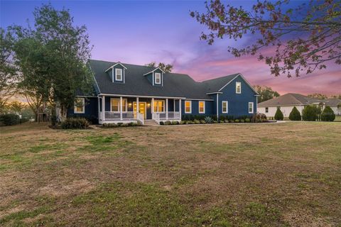 Photo of 32345 Wolfs Trail, Sorrento, FL 32776 (MLS # O6386487)