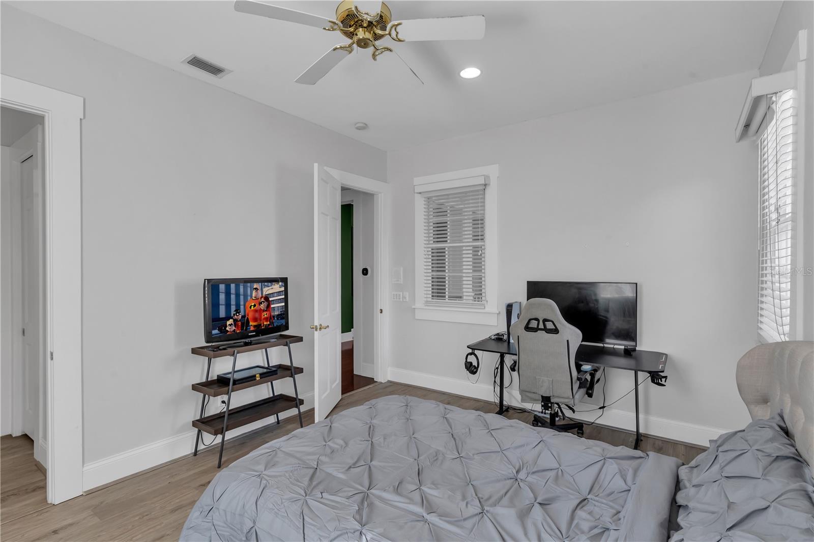 CELEBRATION VILLAGE UNIT 2 - Residential