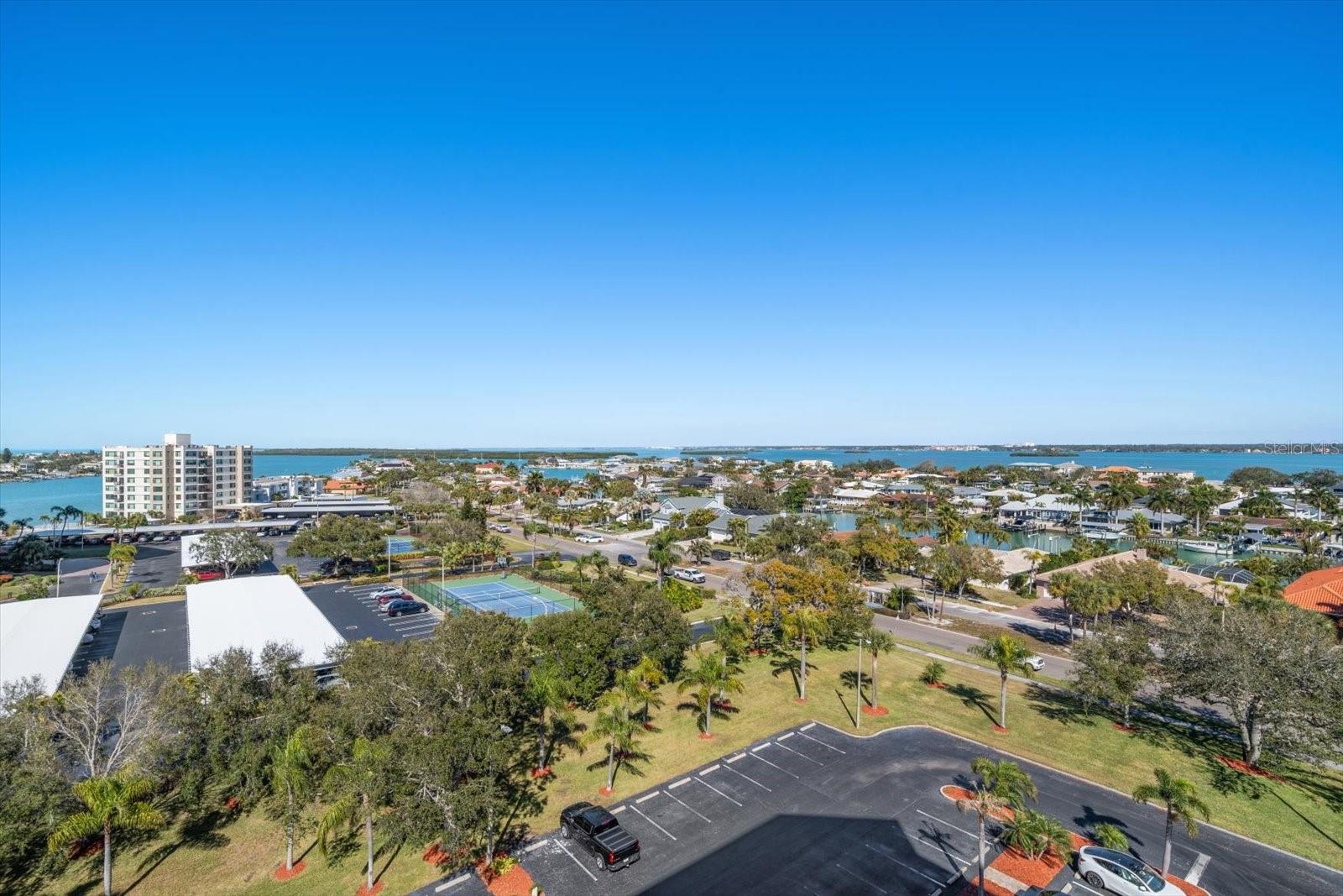 ISLAND WALK CONDO - Residential