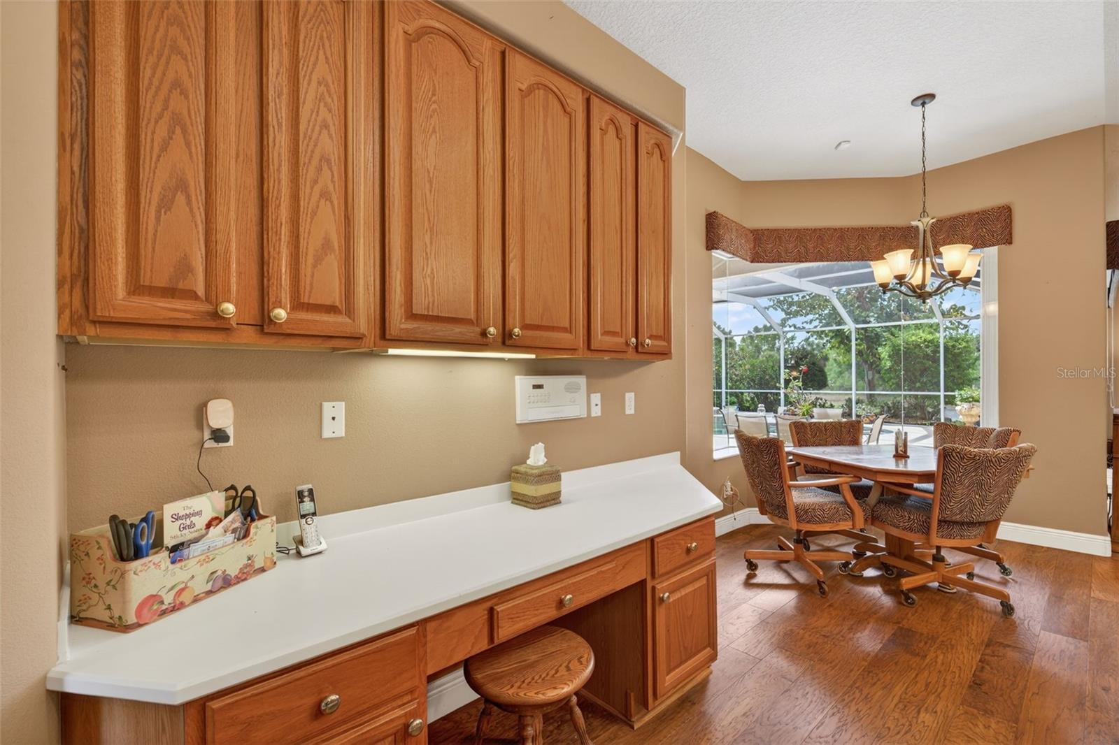 THE HAMPTONS - Residential