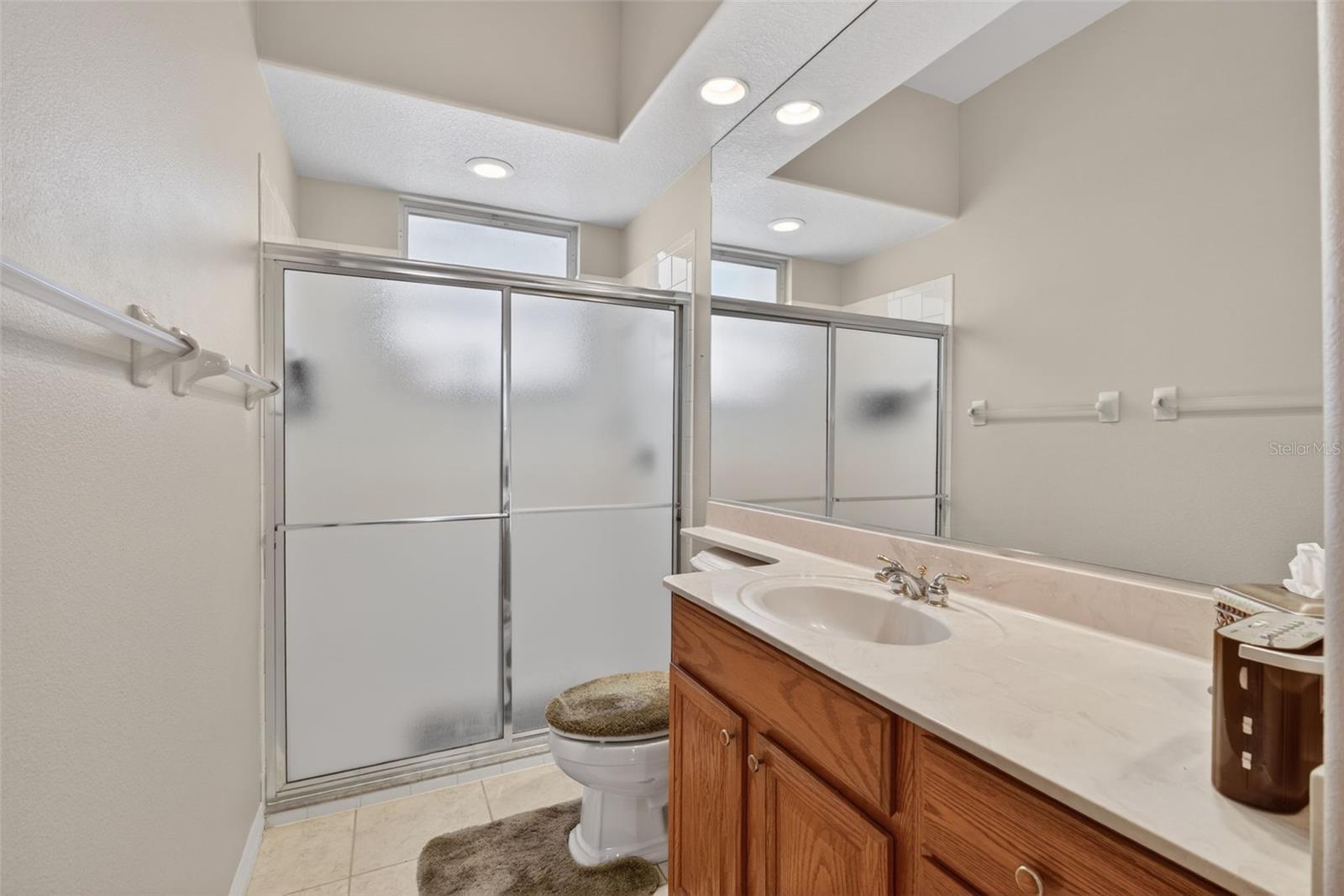 THE HAMPTONS - Residential