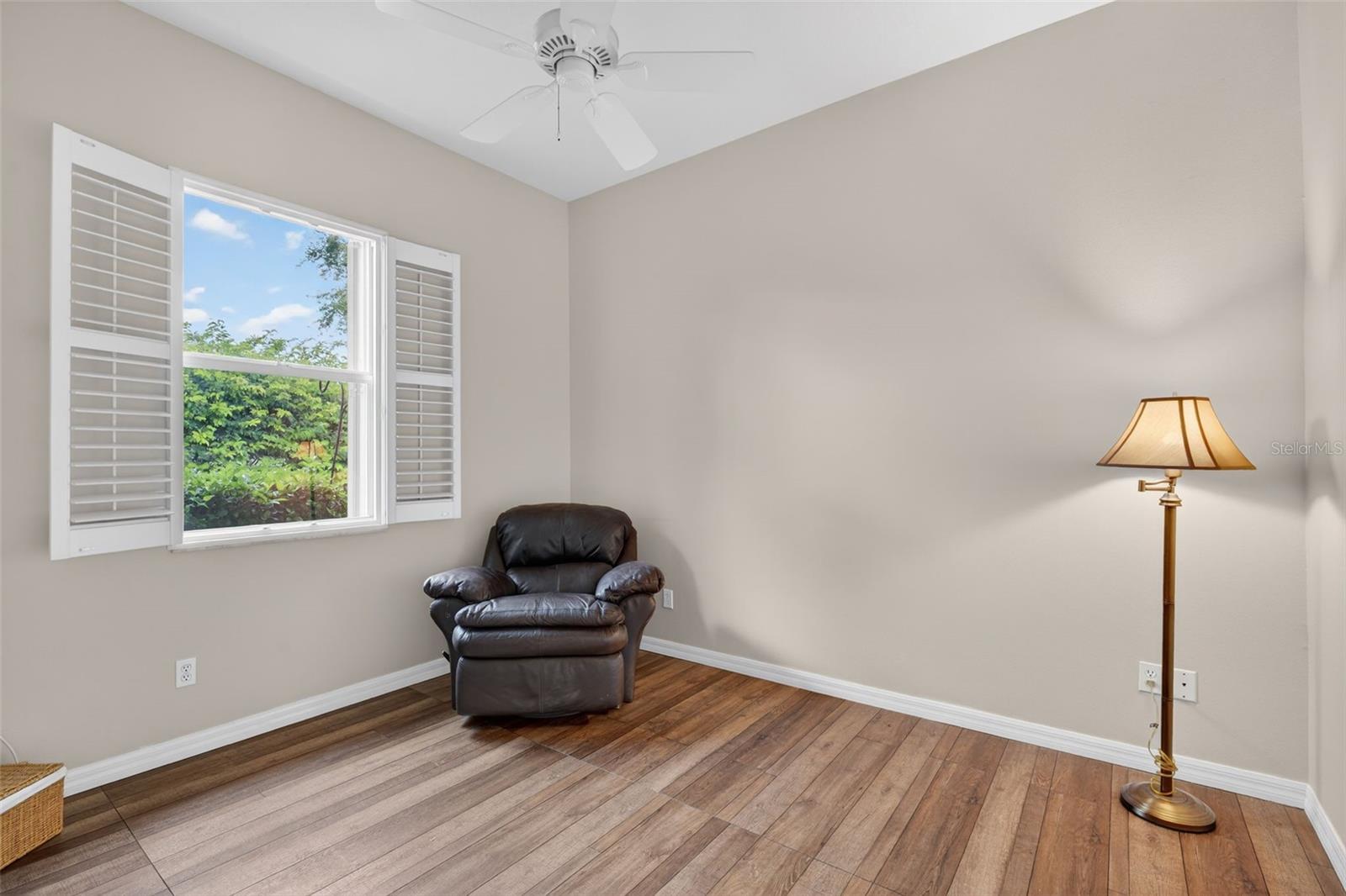 THE HAMPTONS - Residential