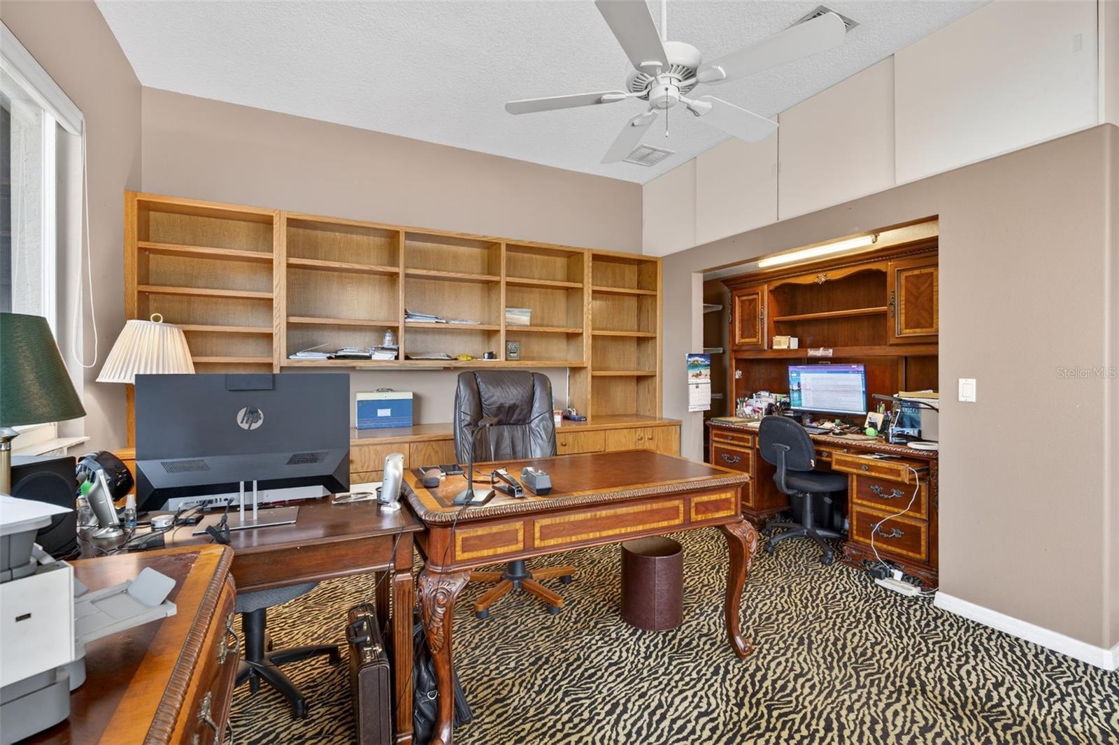 THE HAMPTONS - Residential