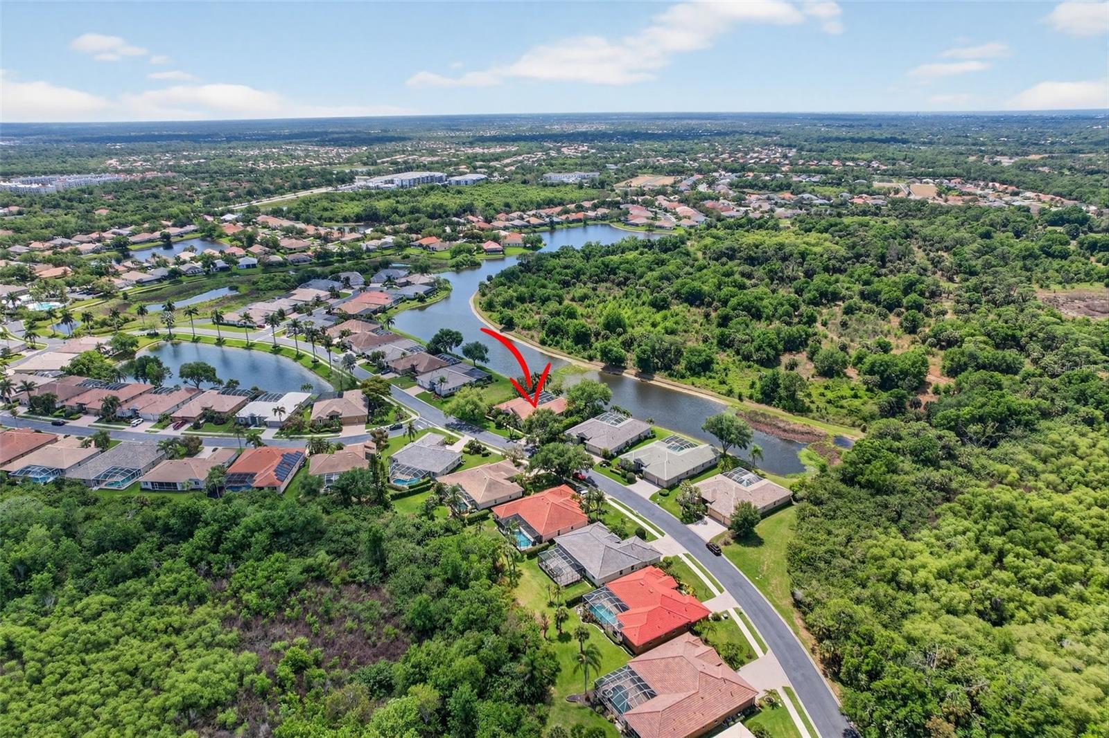 THE HAMPTONS - Residential