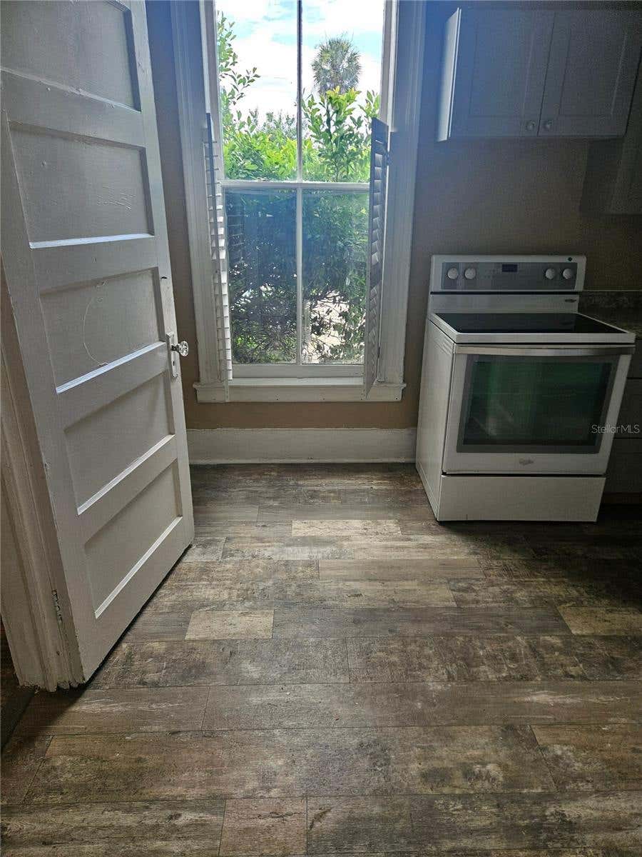 Photo of 725 N Westmoreland Drive #1, Orlando, FL 32804 (MLS # O6428917)