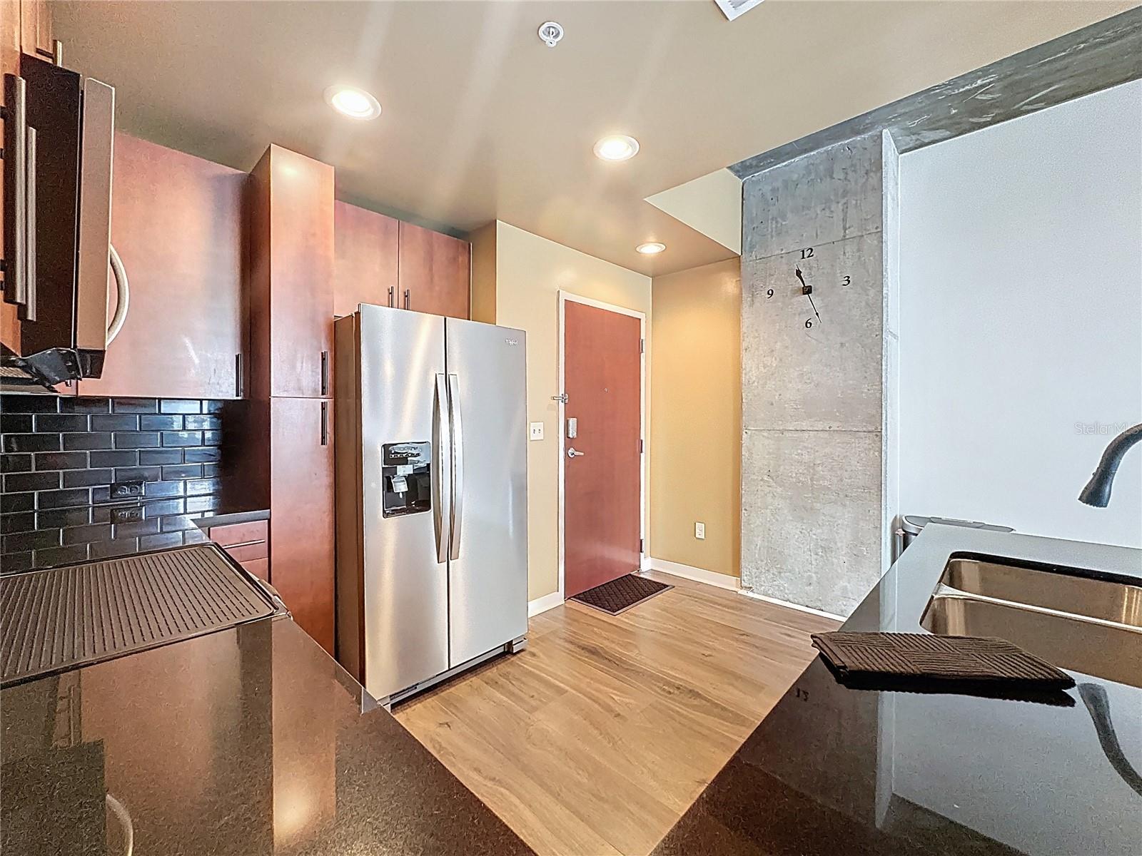 SOLAIRE/PLAZA CONDO - Residential