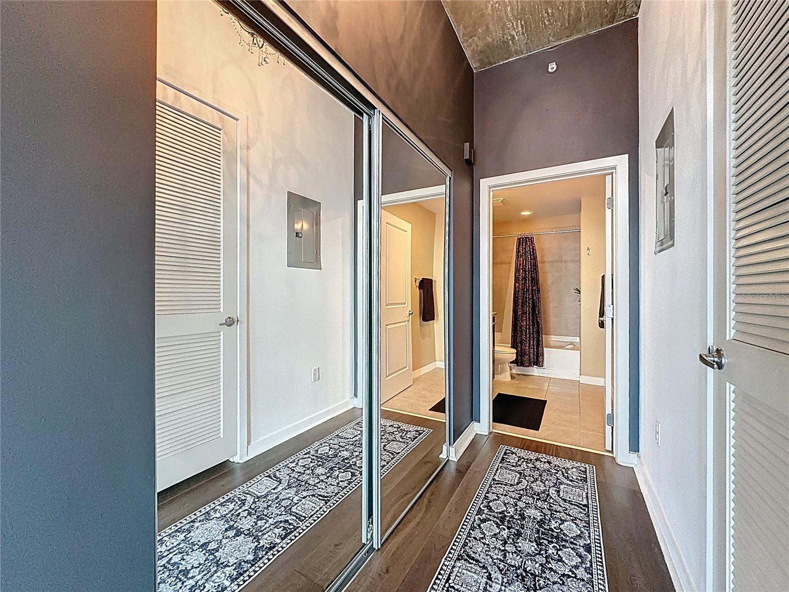 SOLAIRE/PLAZA CONDO - Residential