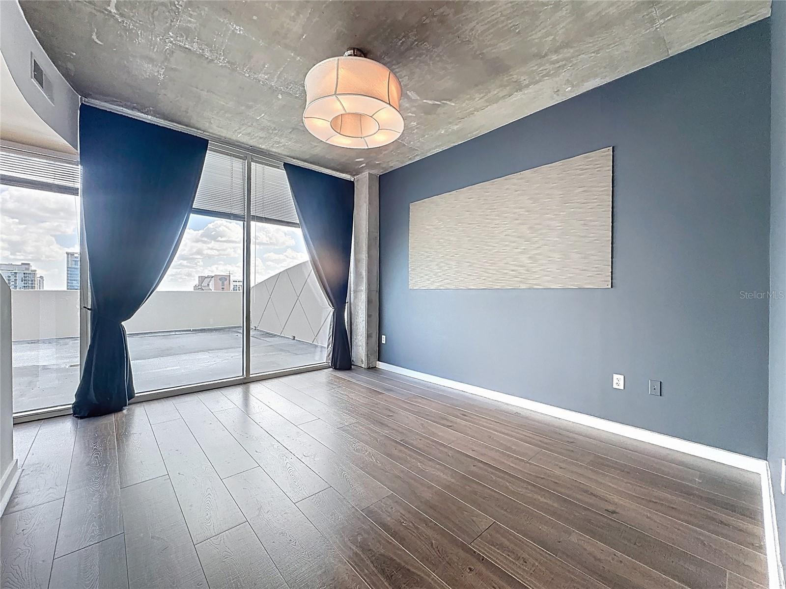 SOLAIRE/PLAZA CONDO - Residential