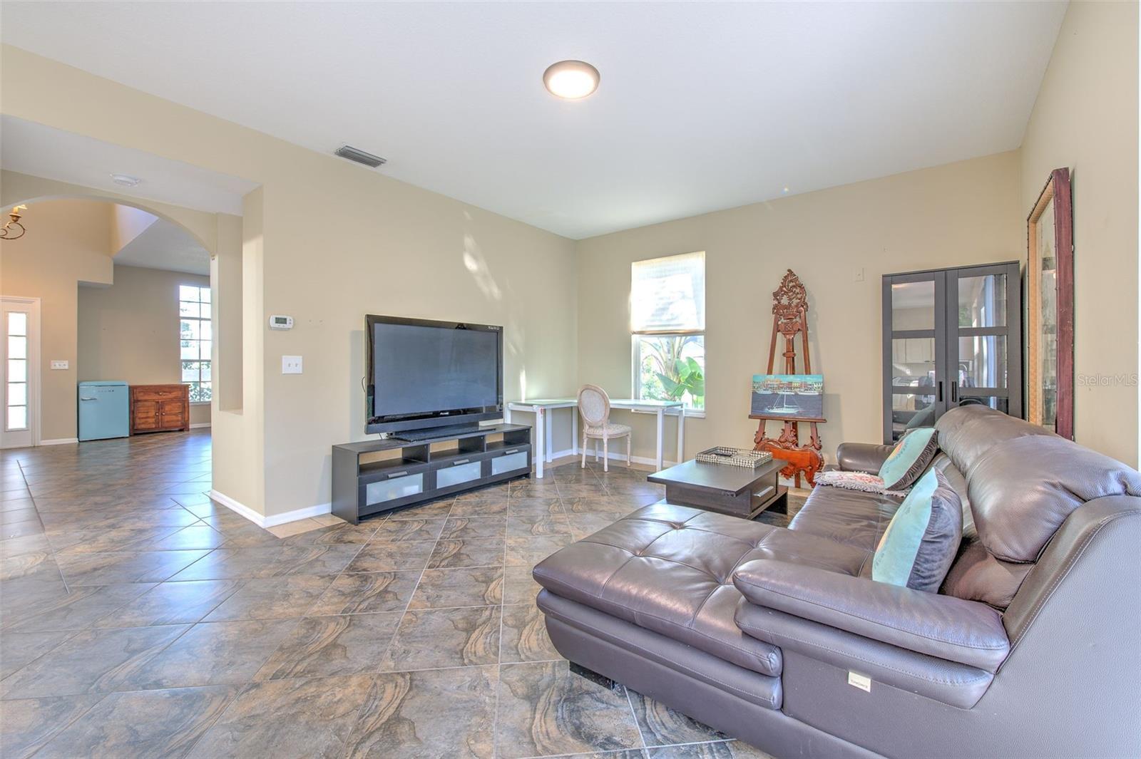 HUNTERS GREEN PRCL 17B PHAS - Residential