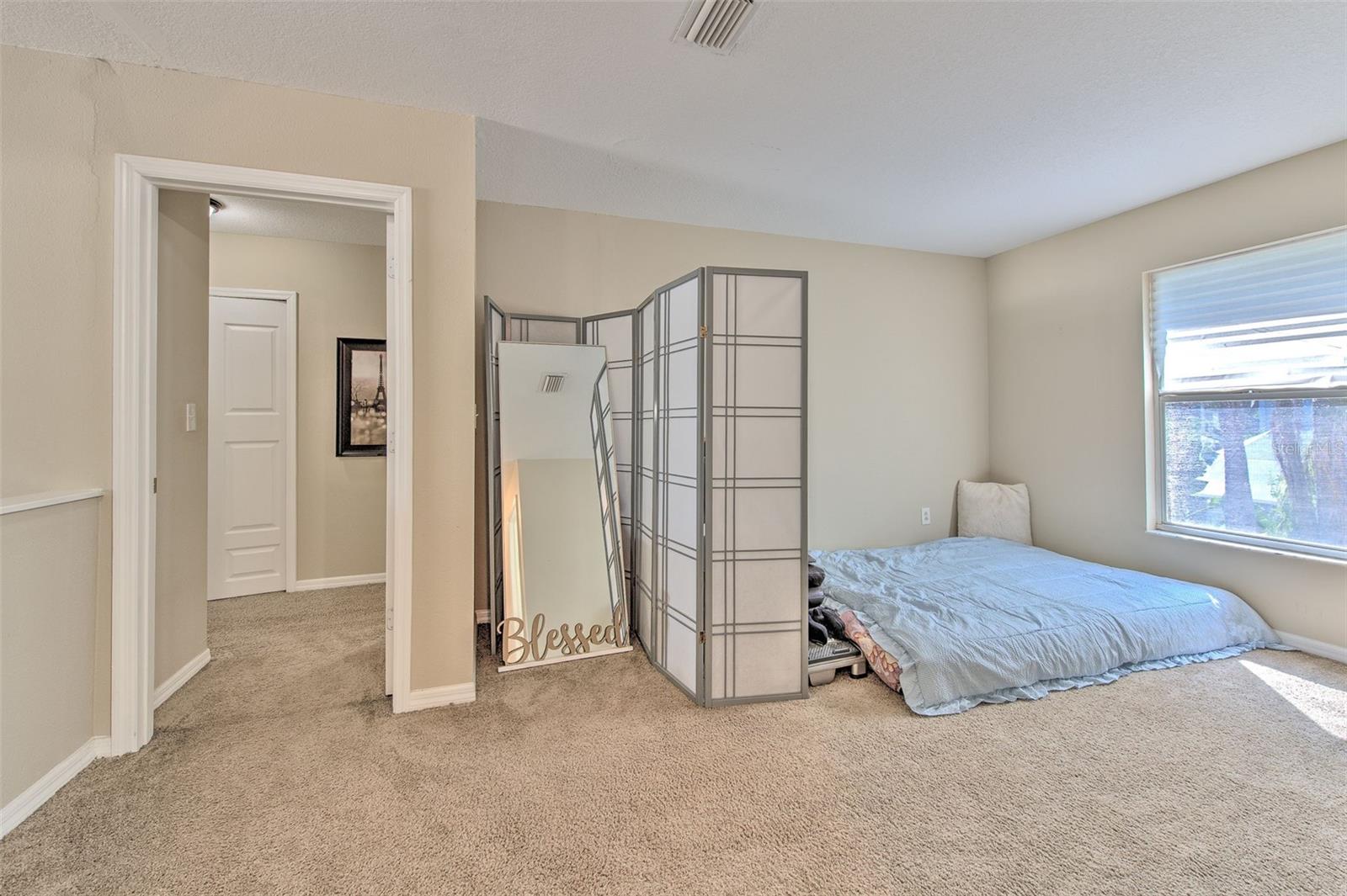 HUNTERS GREEN PRCL 17B PHAS - Residential