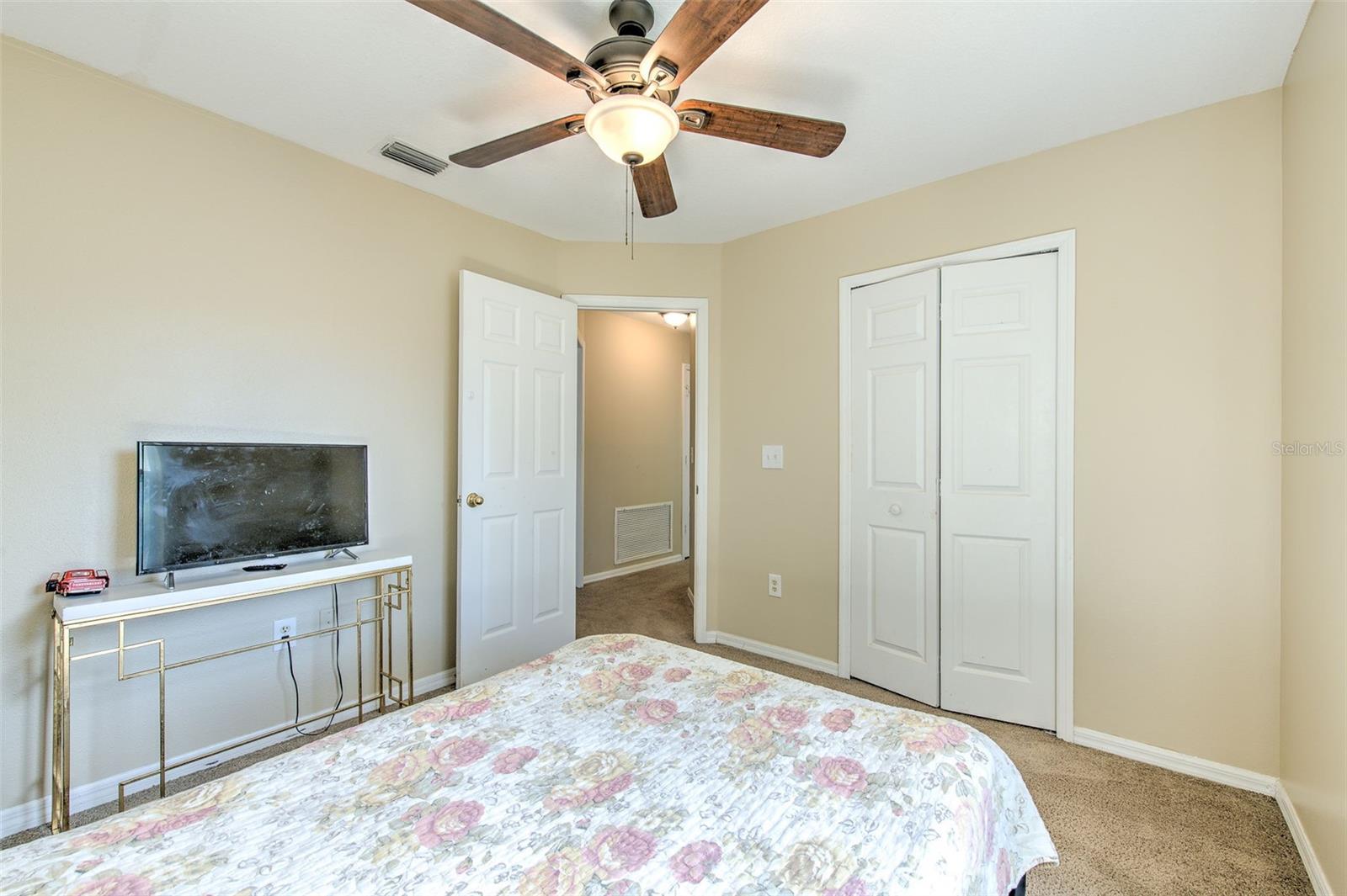 HUNTERS GREEN PRCL 17B PHAS - Residential