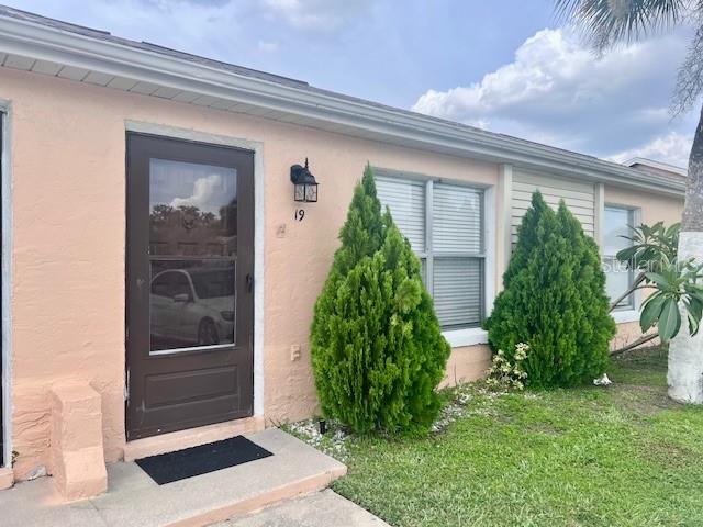EXCELLENT LOCATION- ONE STORY VILLA IN KISSIMMEE WITH A RELAXING WATER VIEW FROM THE PATIO AND MASTER BEDROOM.- FOR SALE ASIS. NO REPAIRS WILL BE DONE BY SELLER. PROBATE IN PROGRESS TO BE COMPOLETED MID AUGUST 2025 PER ATTORNEYS
This spacious home features 2 BEDROOMS, 2 BATHS, Just steps to the community pool. Ceramic tiles floors throughout. EXCELLENT LOCATION minutes away from the Turnpike, 417 exit, shopping, dining, banks and more. Near Osceola Parkway that takes you straight to the Osceola Loop Mall with movie theaters and well known stores. AS IS SALE WITH NO REPAIRS!