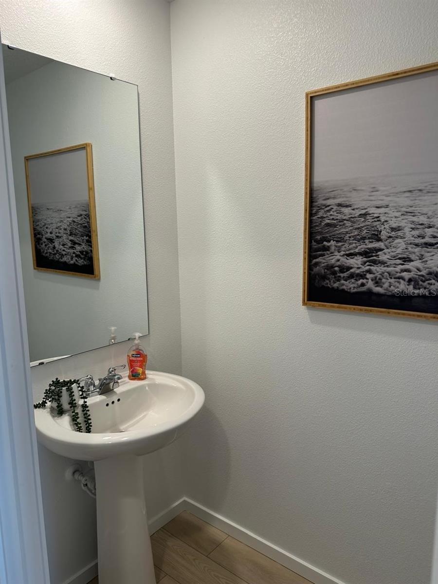 POSNER RESERVE PHASE 1D PB 203 PGS 35-40 LOT 207 - Residential Lease