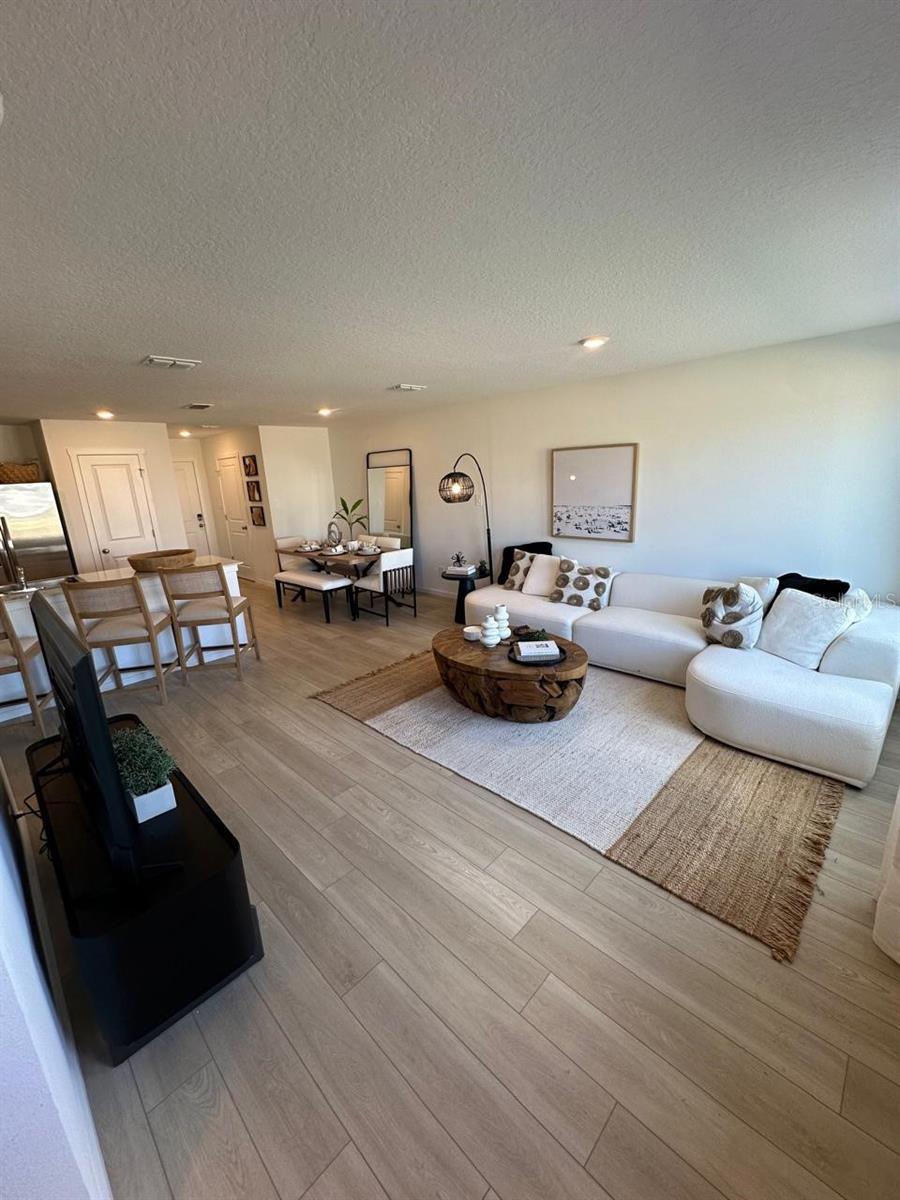 POSNER RESERVE PHASE 1D PB 203 PGS 35-40 LOT 207 - Residential Lease