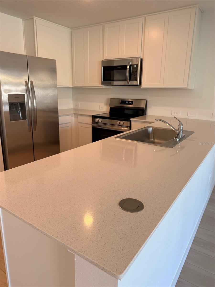 POSNER RESERVE PHASE 1D PB 203 PGS 35-40 LOT 207 - Residential Lease