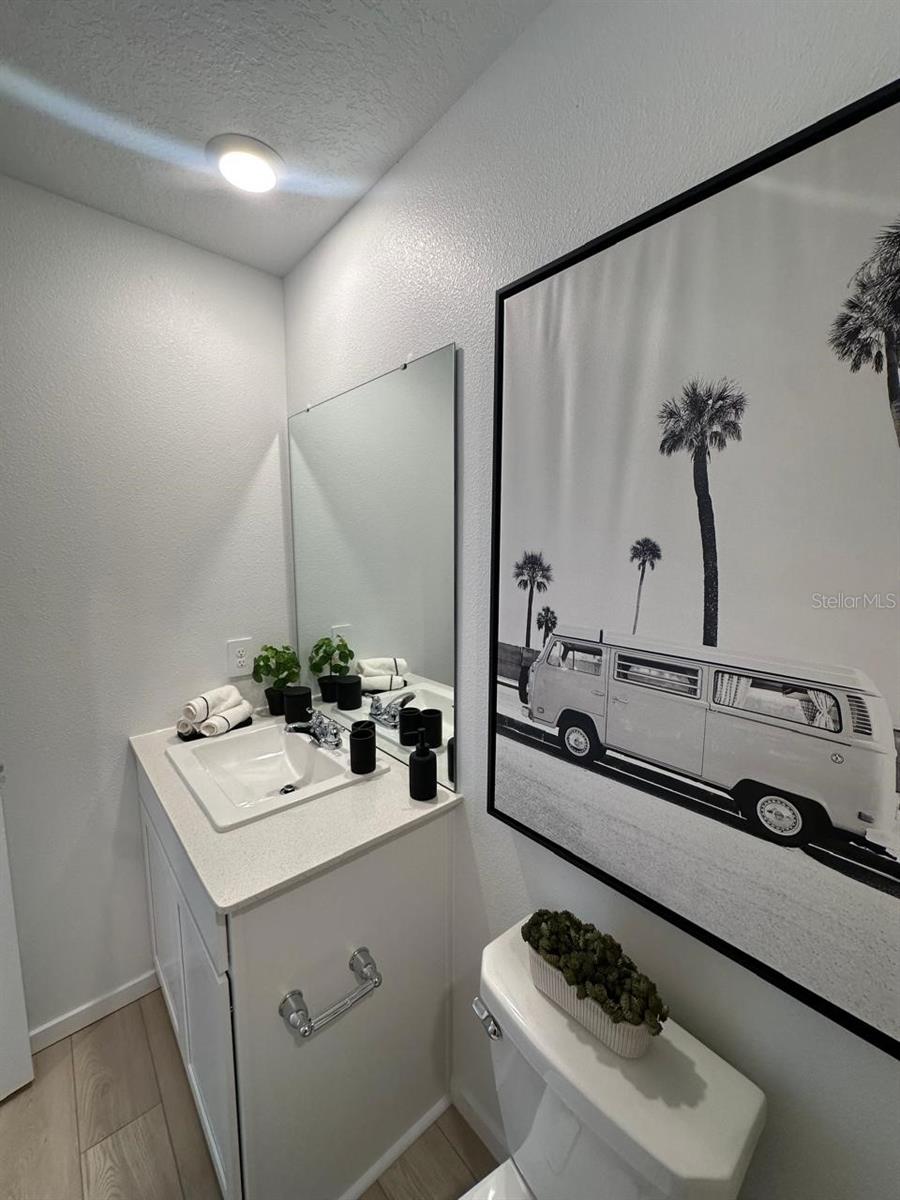 POSNER RESERVE PHASE 1D PB 203 PGS 35-40 LOT 207 - Residential Lease