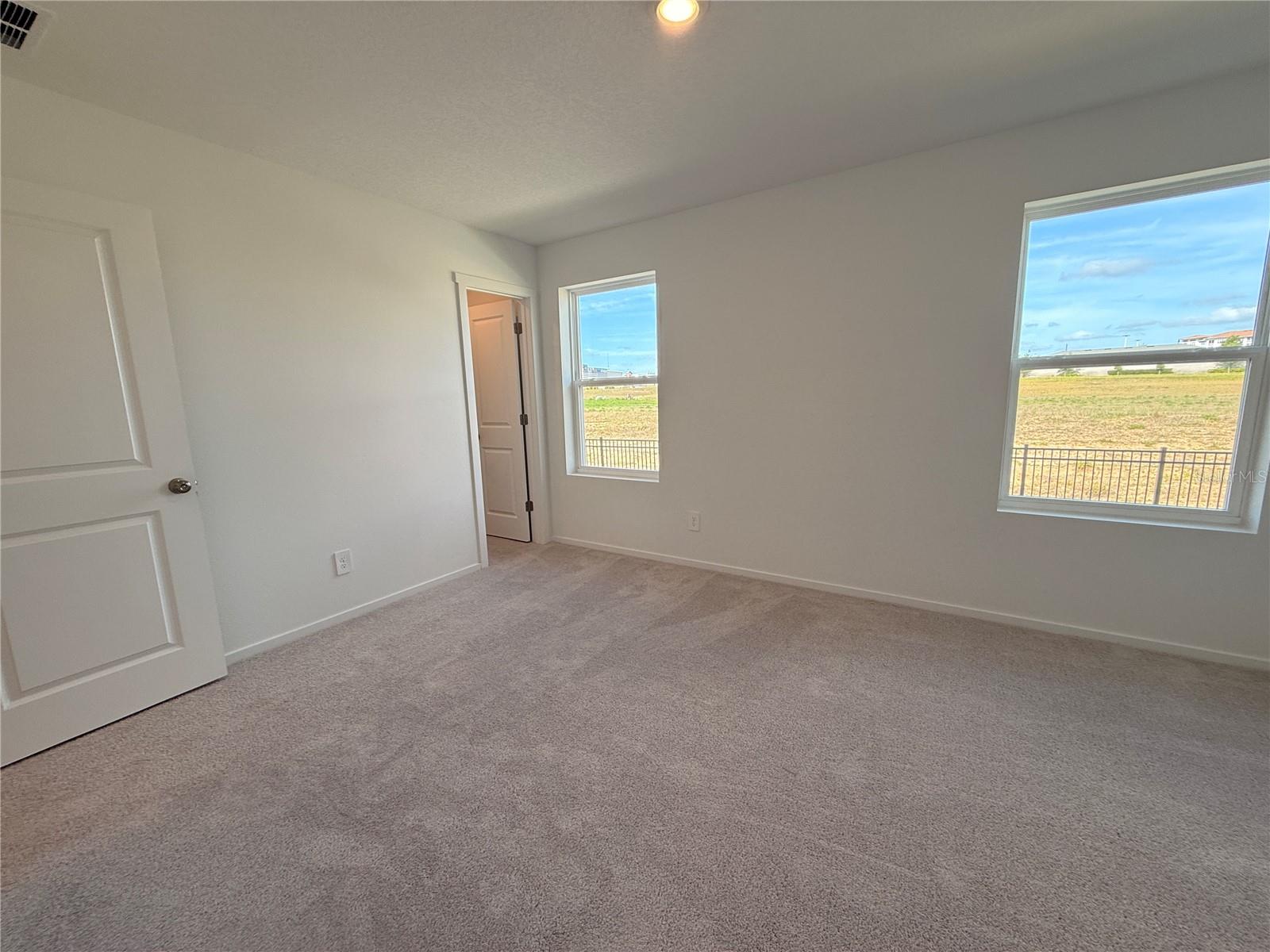 POSNER RESERVE PHASE 1D PB 203 PGS 35-40 LOT 207 - Residential Lease