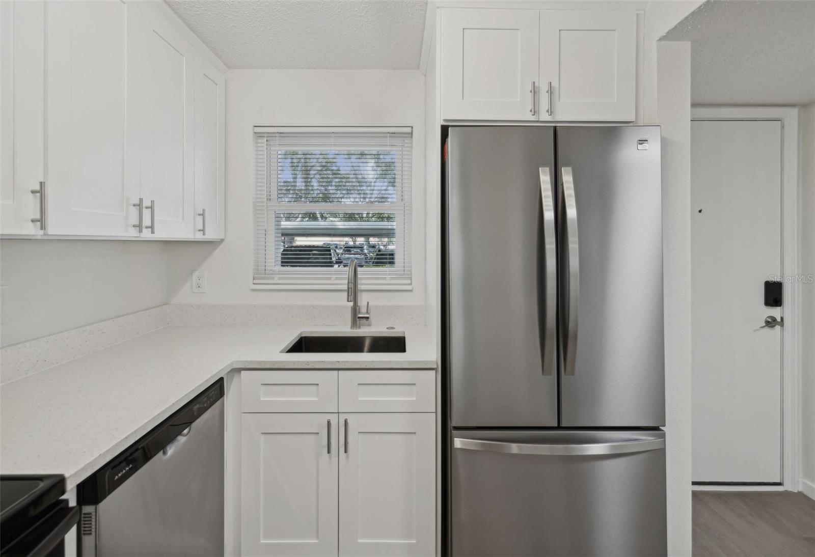 KALMIA CONDO - Residential