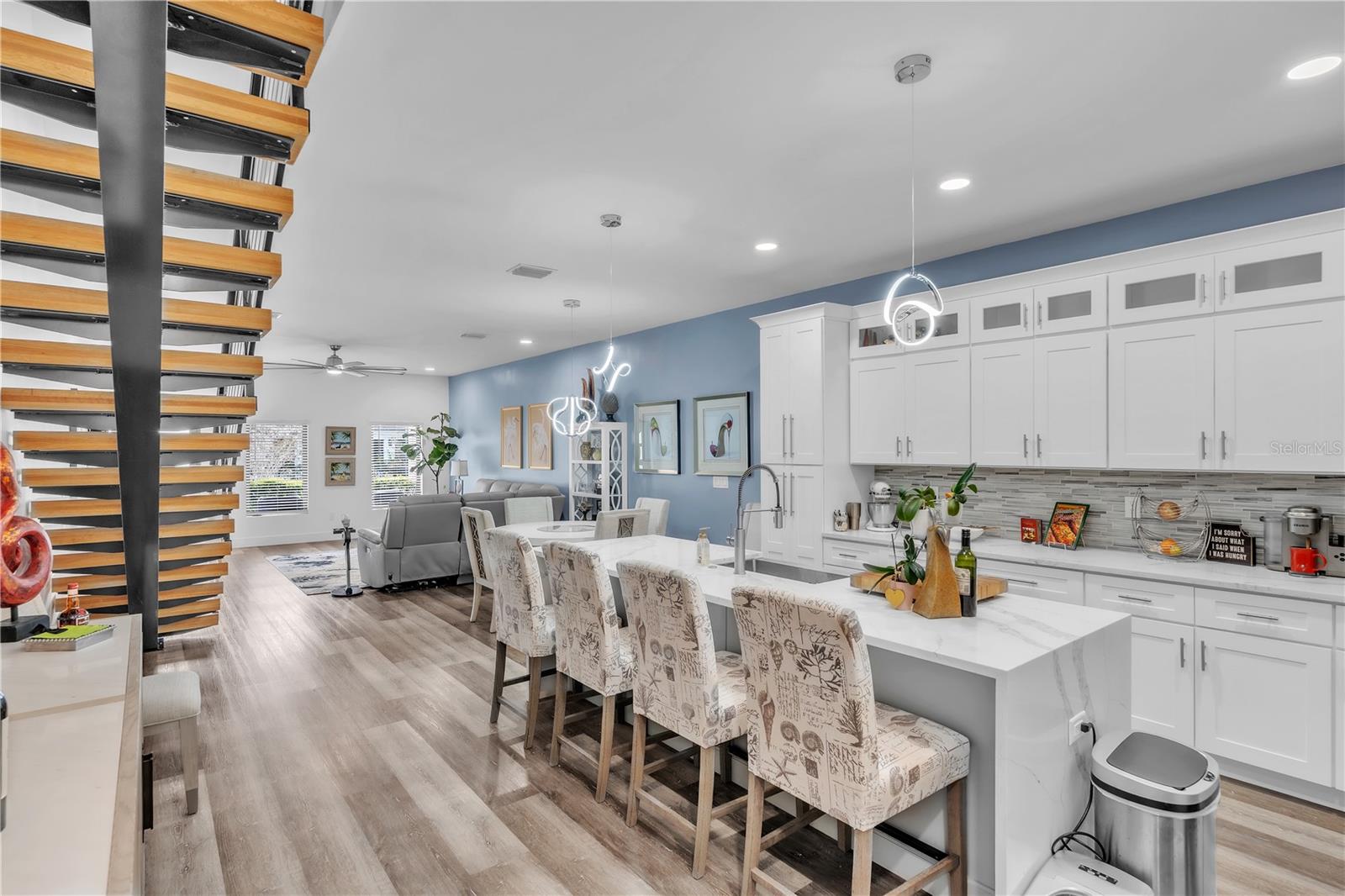 LATITUDES IN THE PARK - Residential