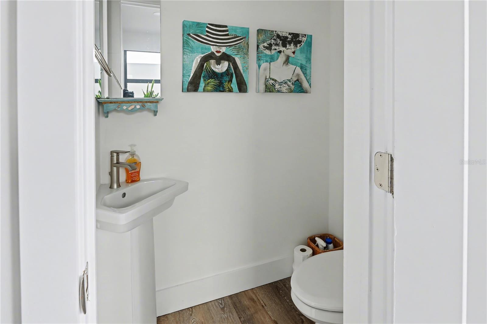 LATITUDES IN THE PARK - Residential