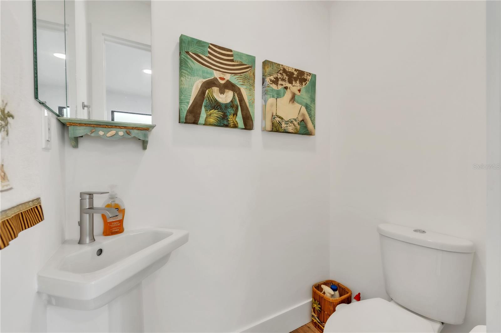 LATITUDES IN THE PARK - Residential