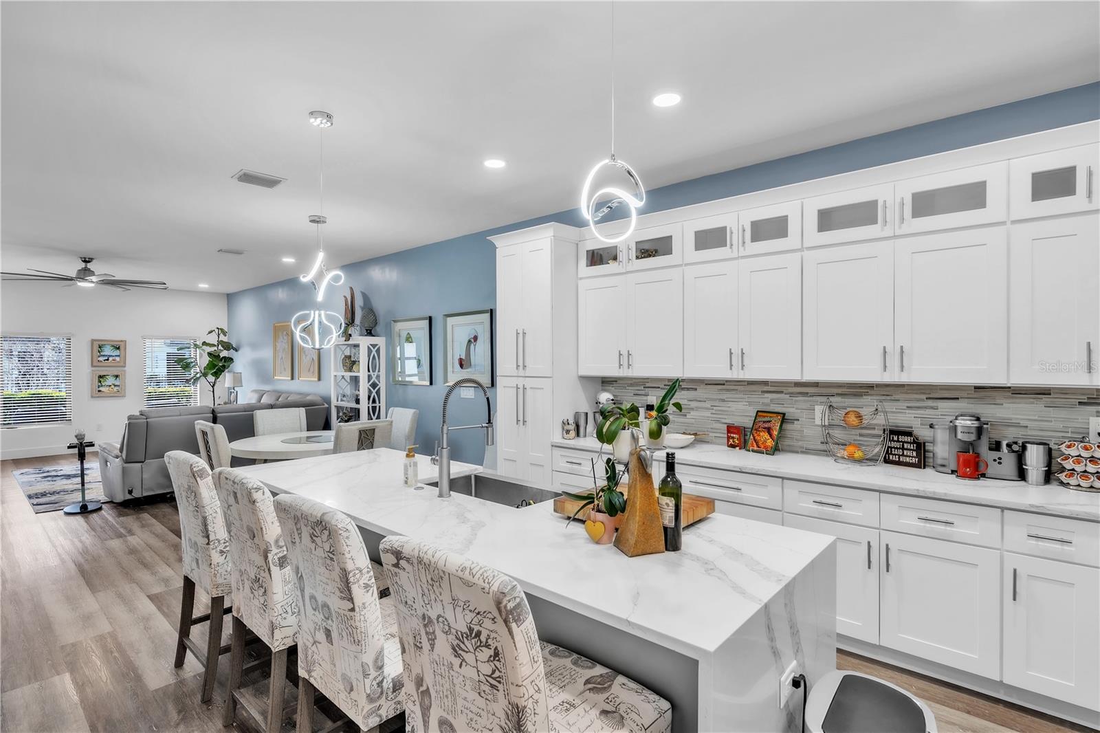 LATITUDES IN THE PARK - Residential