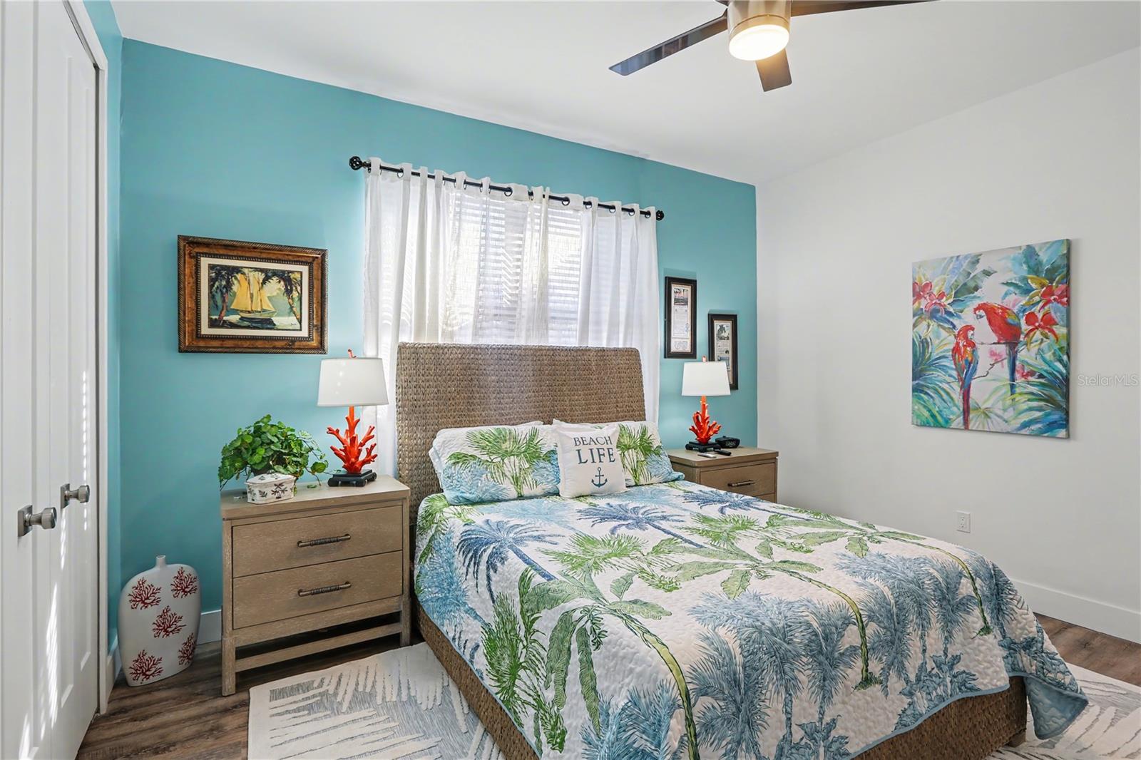 LATITUDES IN THE PARK - Residential