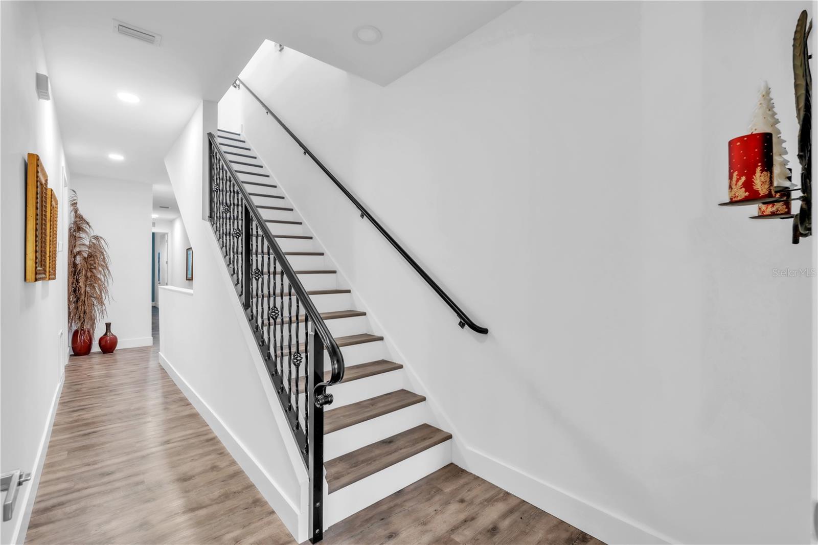 LATITUDES IN THE PARK - Residential