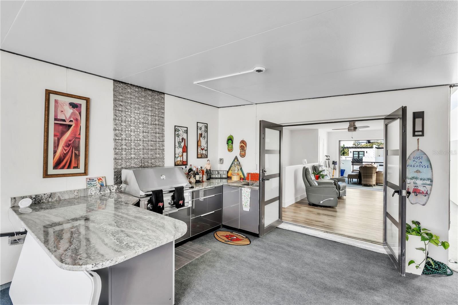 LATITUDES IN THE PARK - Residential