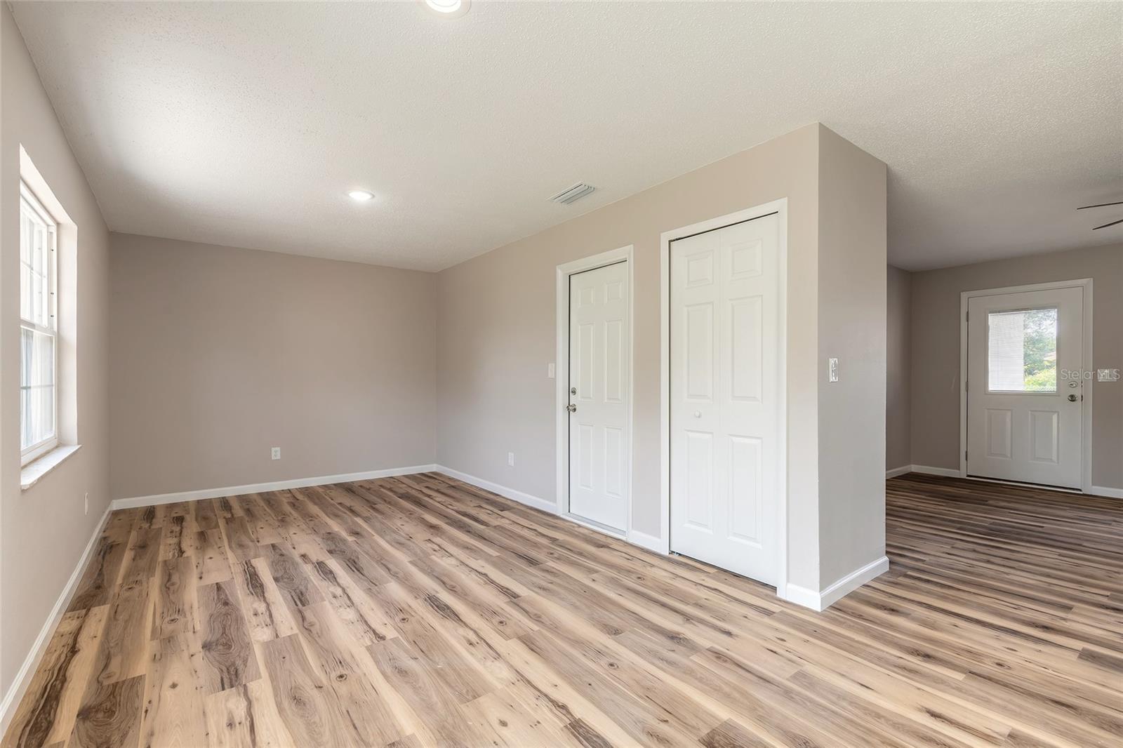 EDGEWATER HEIGHTS - Residential