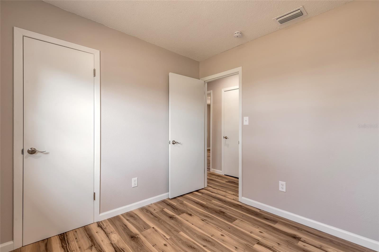 EDGEWATER HEIGHTS - Residential