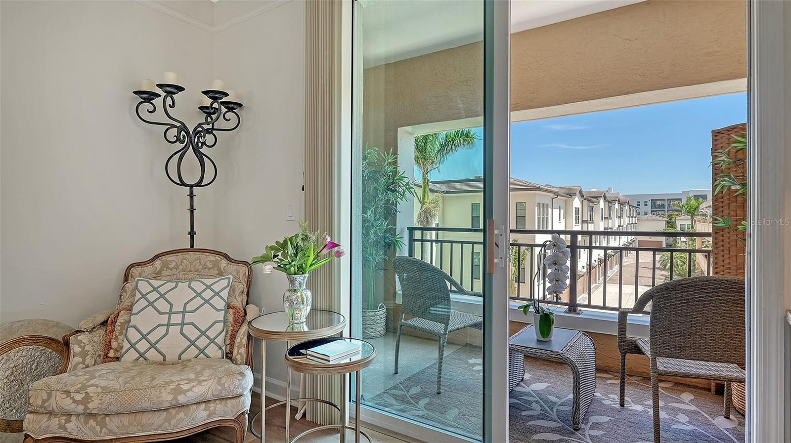 RENAISSANCE 1 - Residential