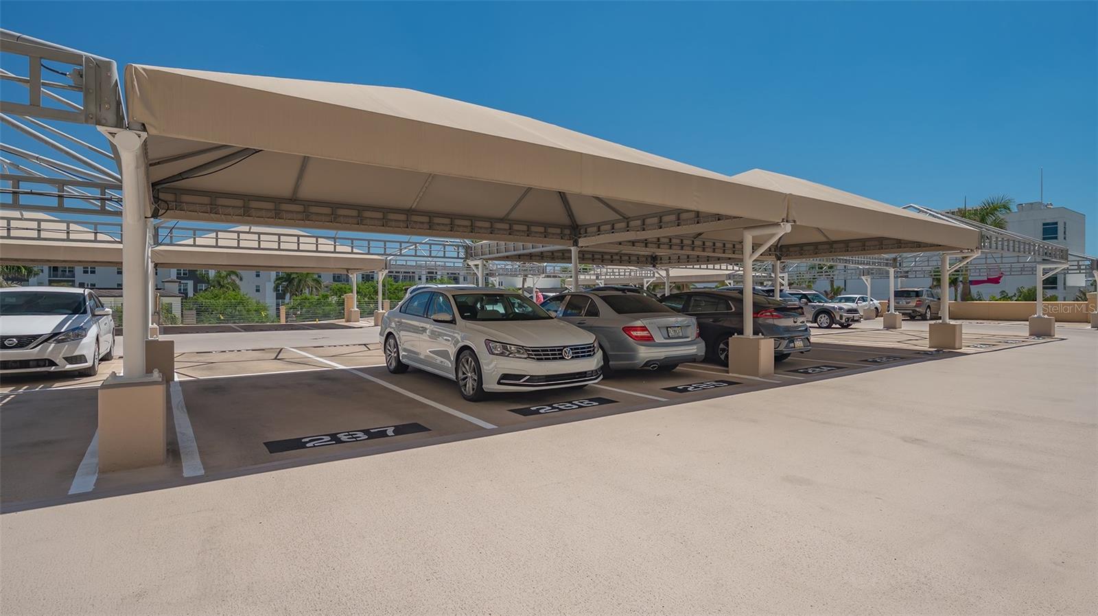 RENAISSANCE 1 - Residential