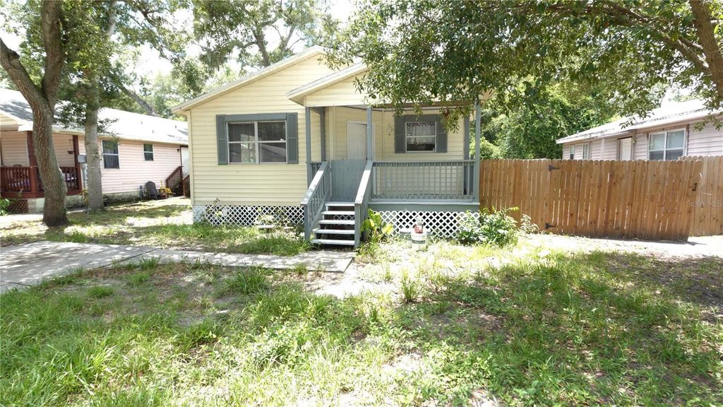 Photo of 3110 Gordon Court, Tampa, FL 33619 (MLS # TB8528570)