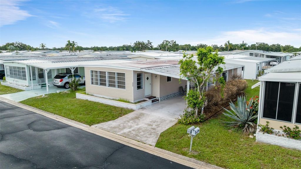 Photo of 3220 Sweet Gum Terrace, Sarasota, FL 34237 (MLS # C7513320)
