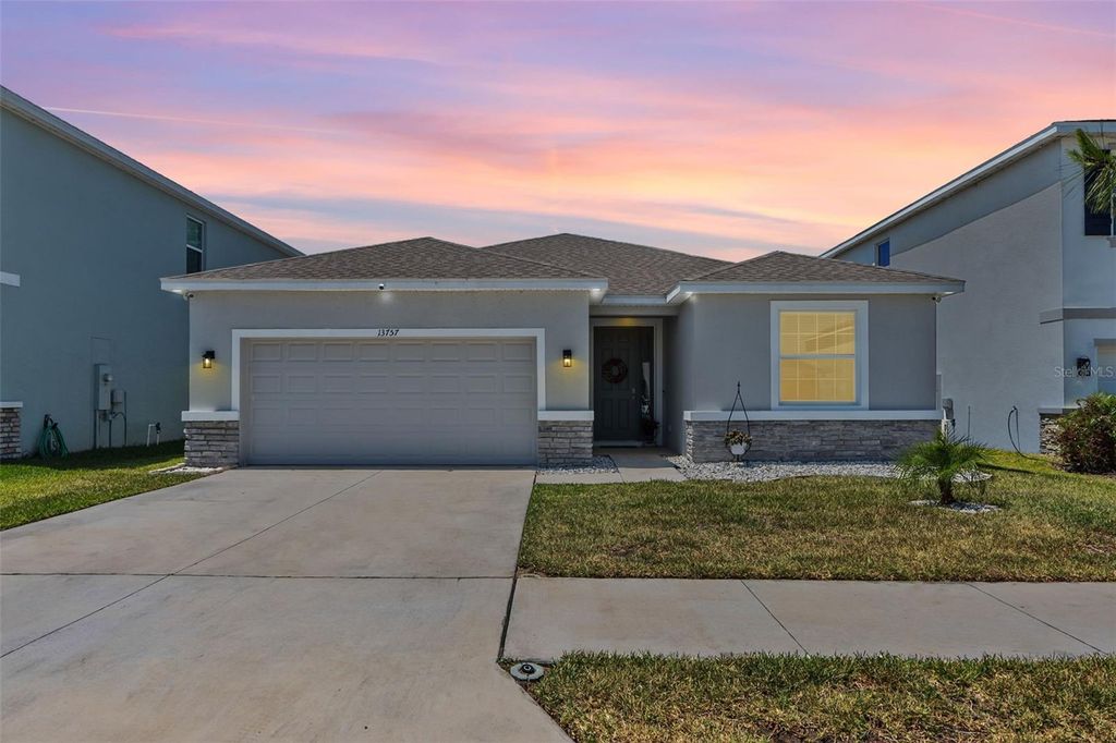 Photo of 13757 Wineberry Drive, Dade City, FL 33525 (MLS # TB8373235)