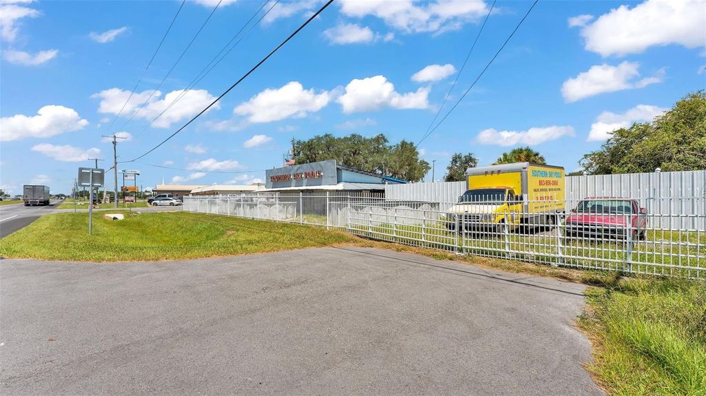 Photo of 2999 Us Highway 92, Winter Haven, FL 33881 (MLS # L4954466)