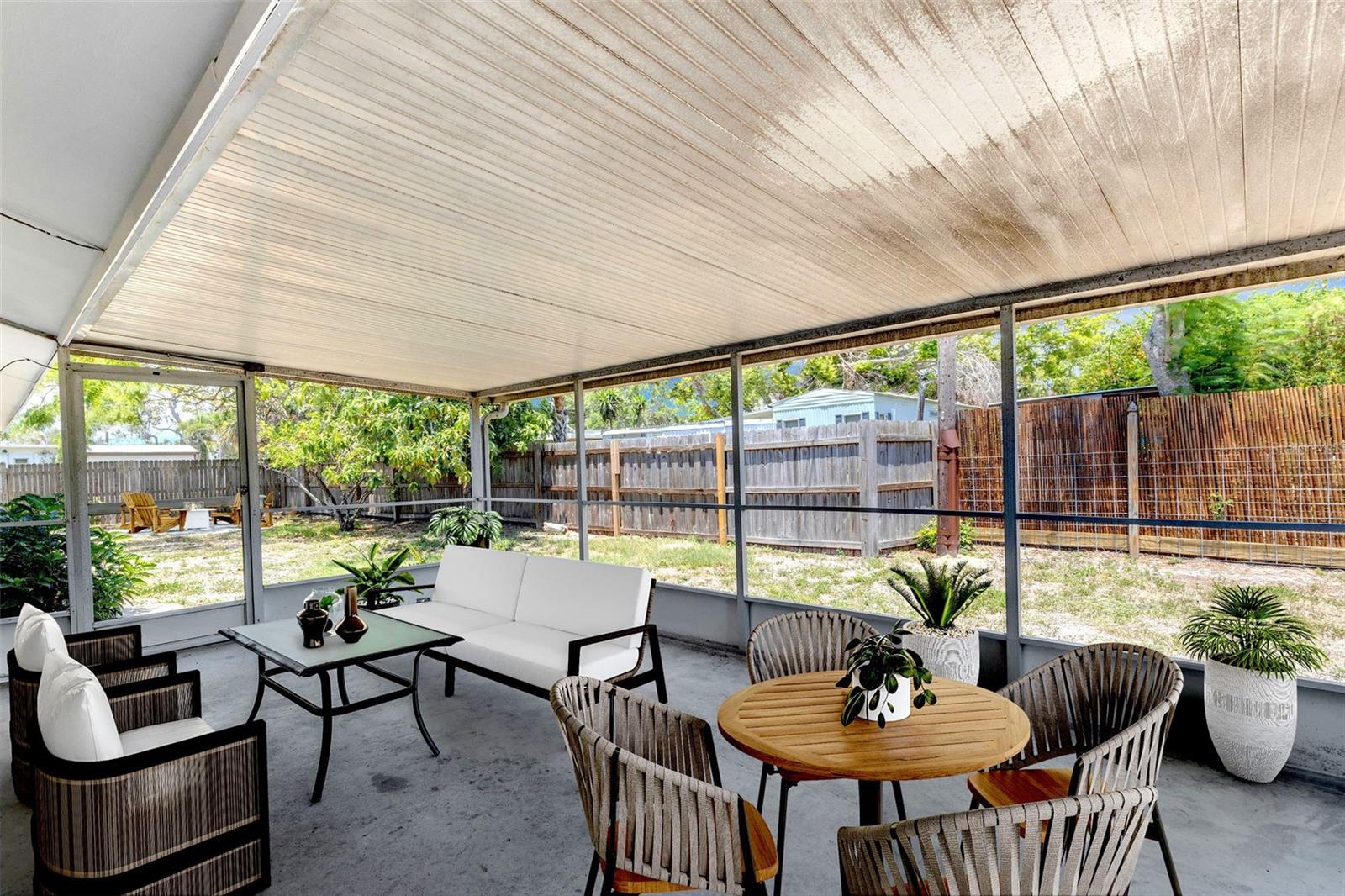 MARLAND COURT - Residential
