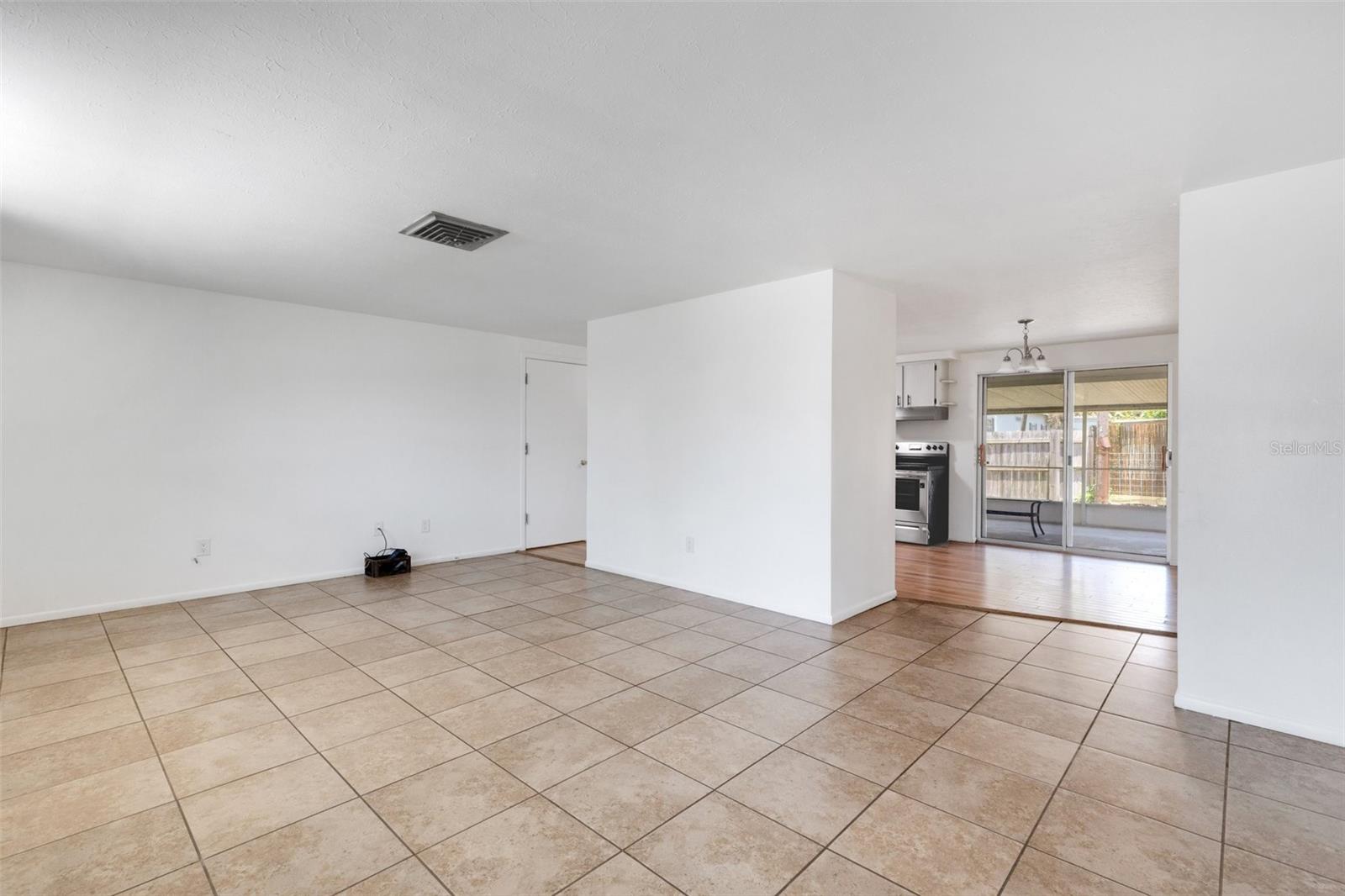 MARLAND COURT - Residential