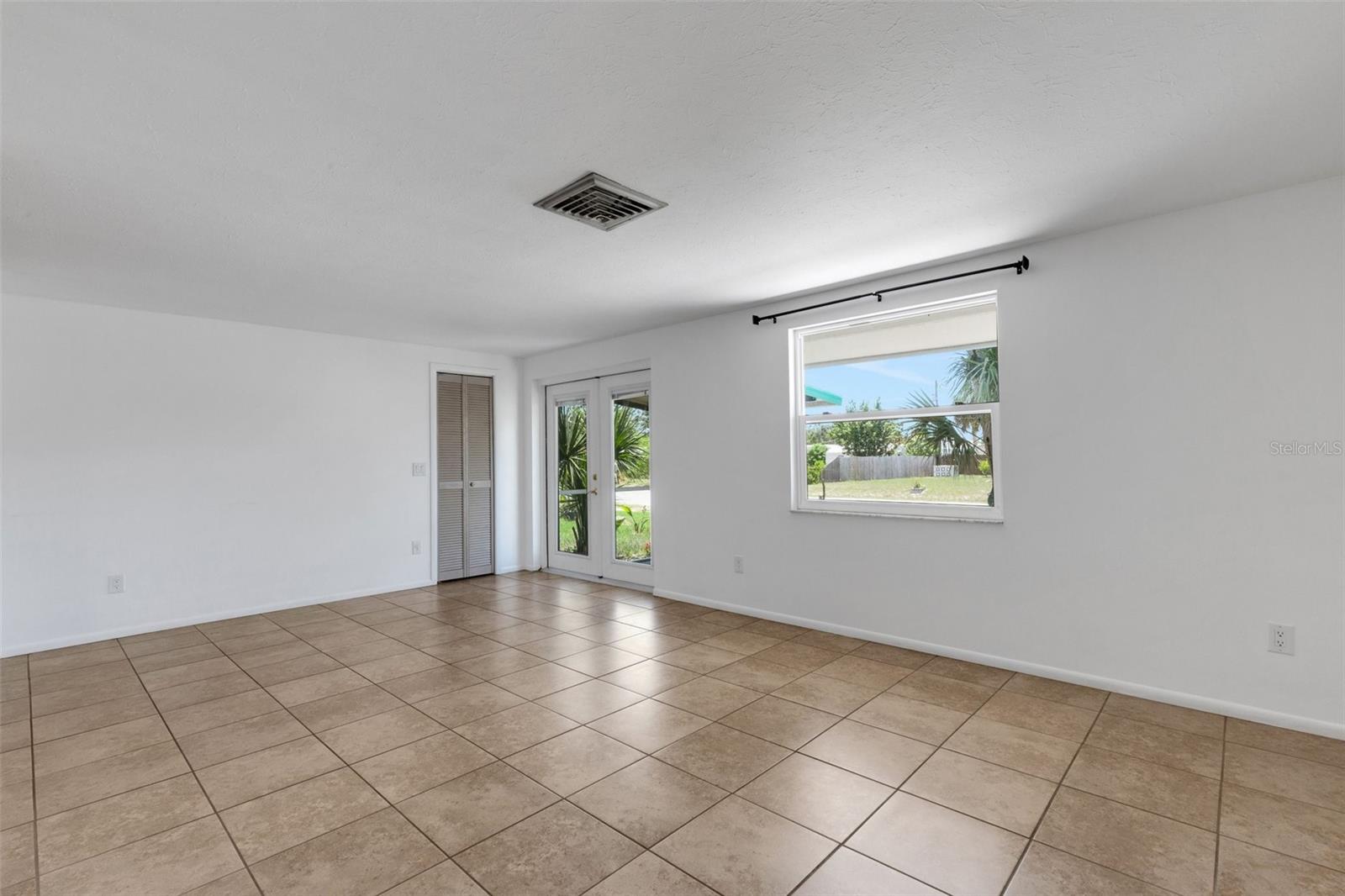 MARLAND COURT - Residential