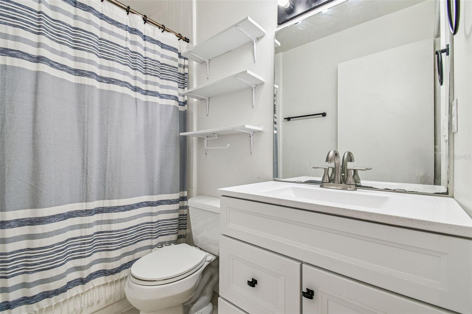 NORTH OAKS CONDO III - Residential