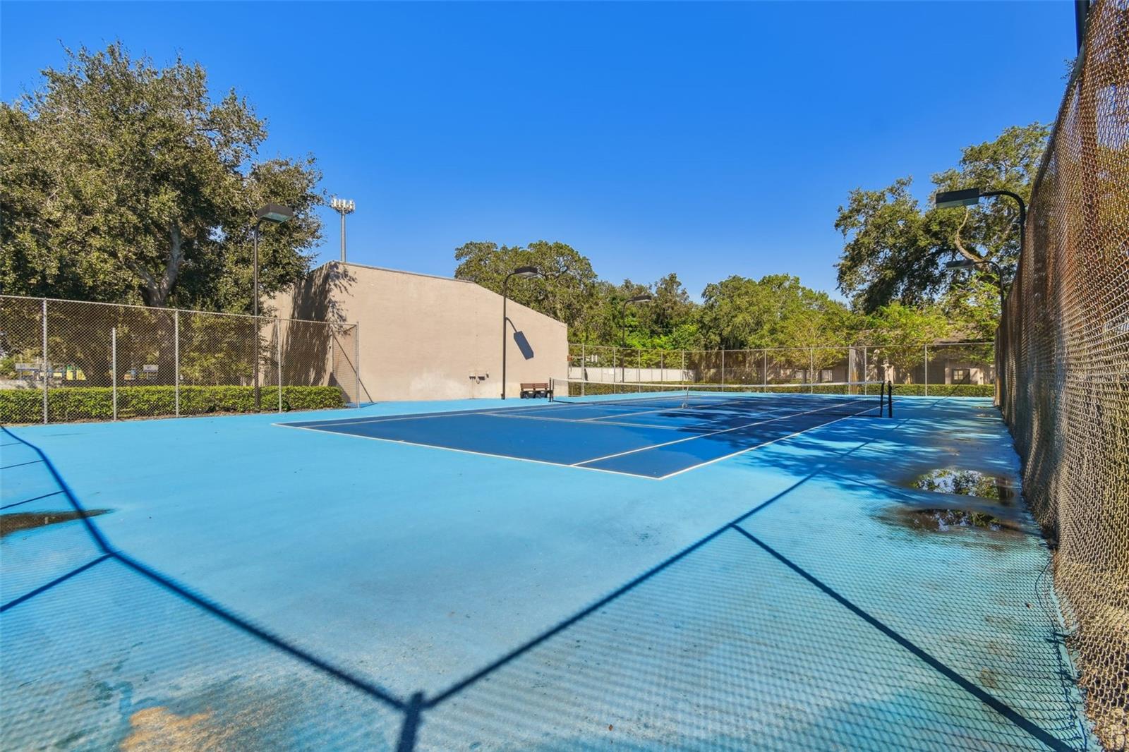 NORTH OAKS CONDO III - Residential