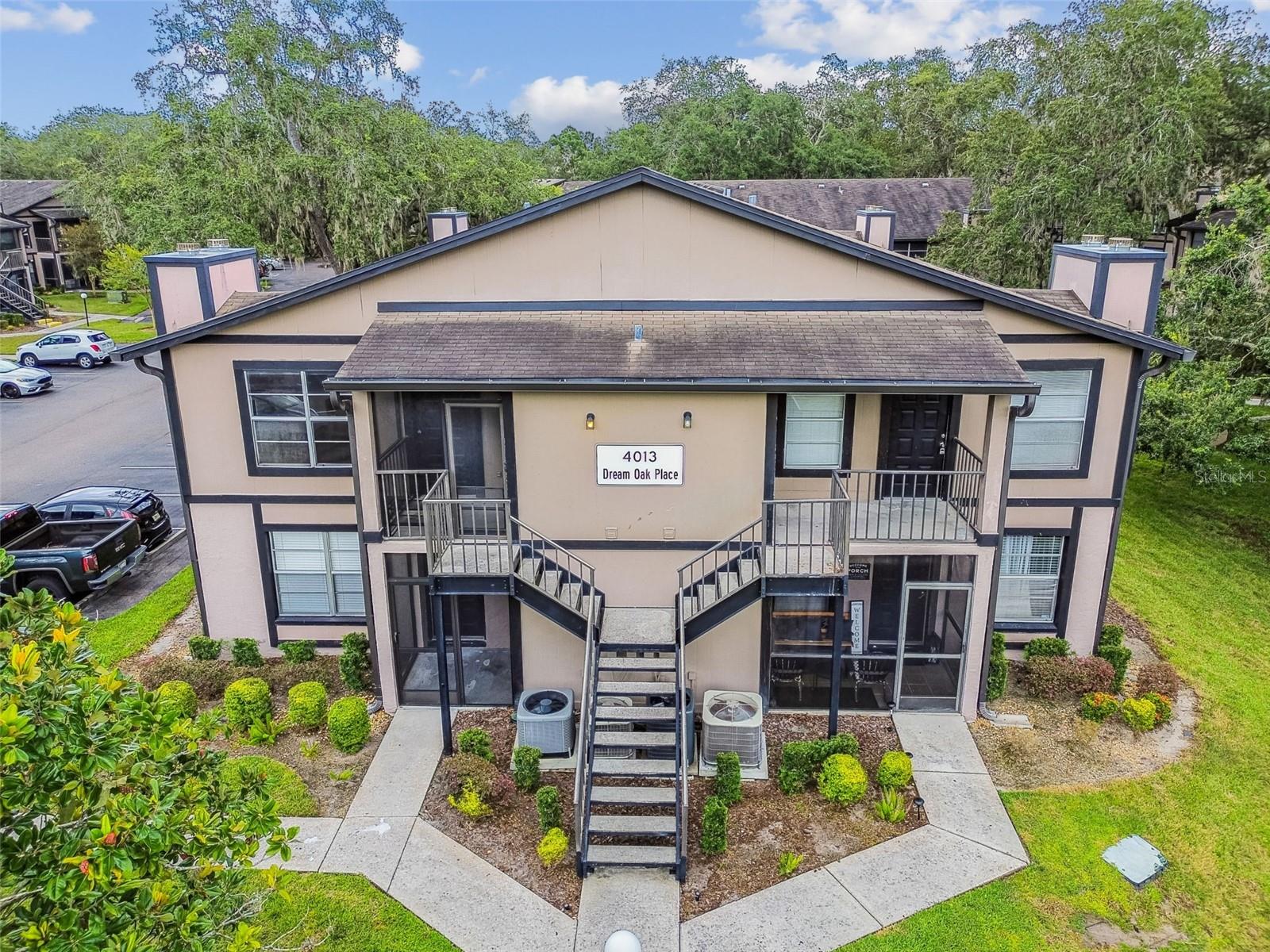 NORTH OAKS CONDO III - Residential