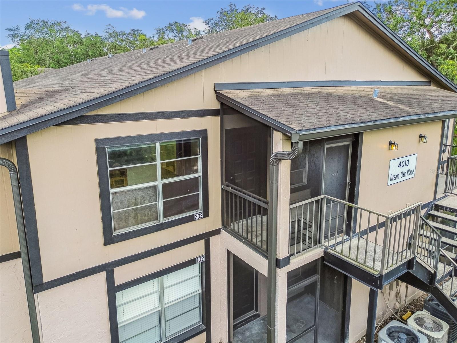 NORTH OAKS CONDO III - Residential