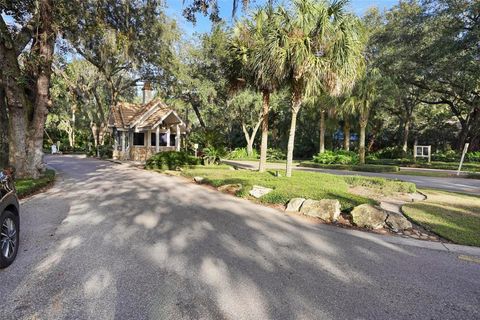 A home in LONGWOOD