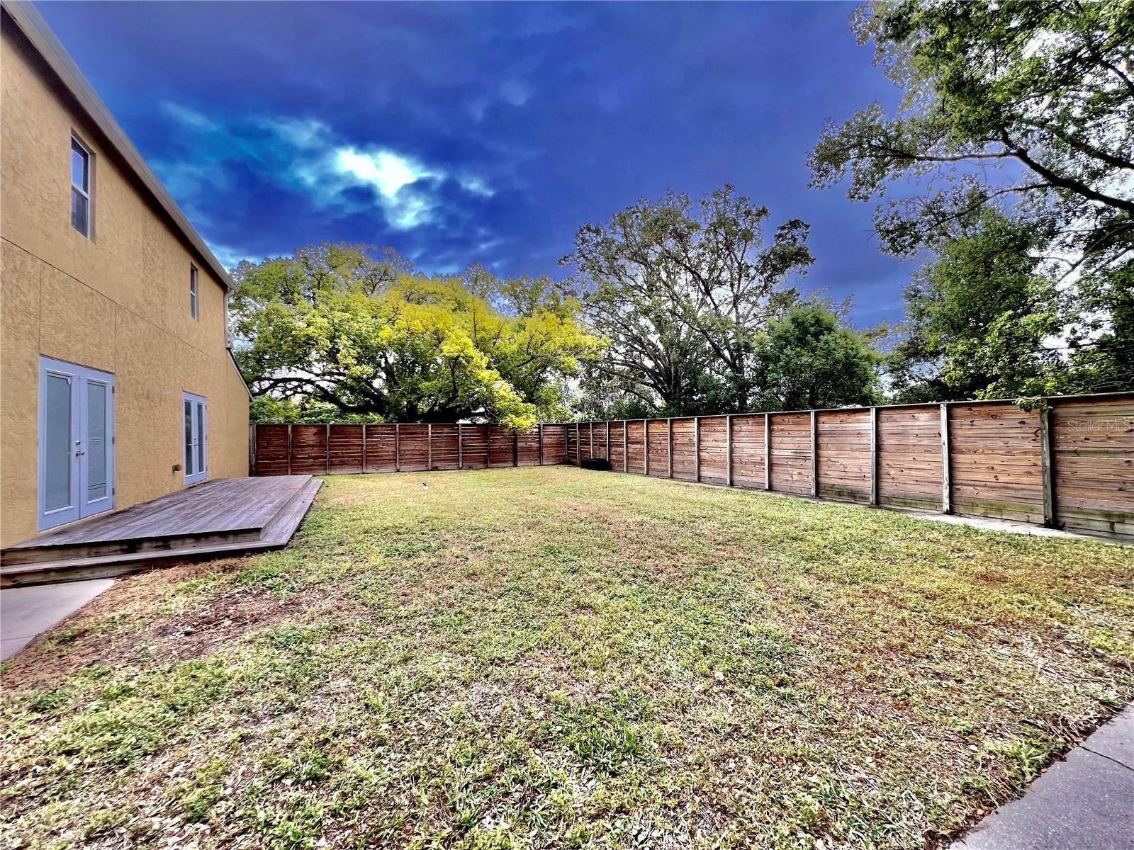 SUTHERLAND TOWN OF - Residential Lease