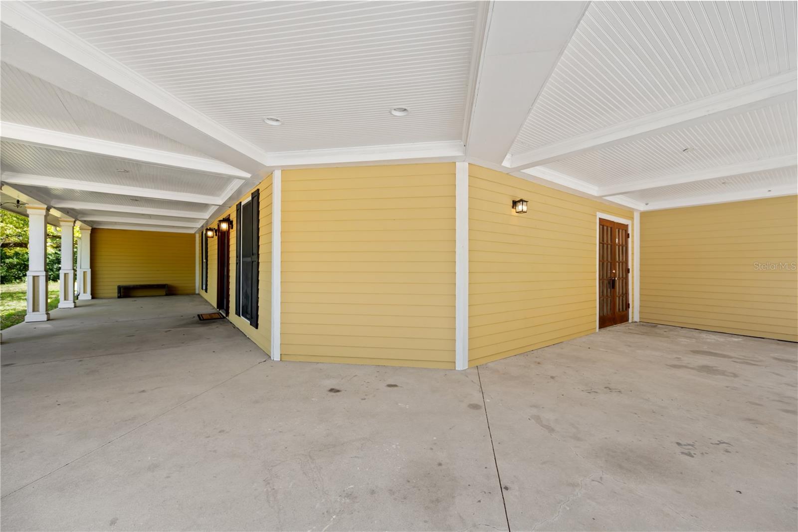 SUTHERLAND TOWN OF - Residential Lease